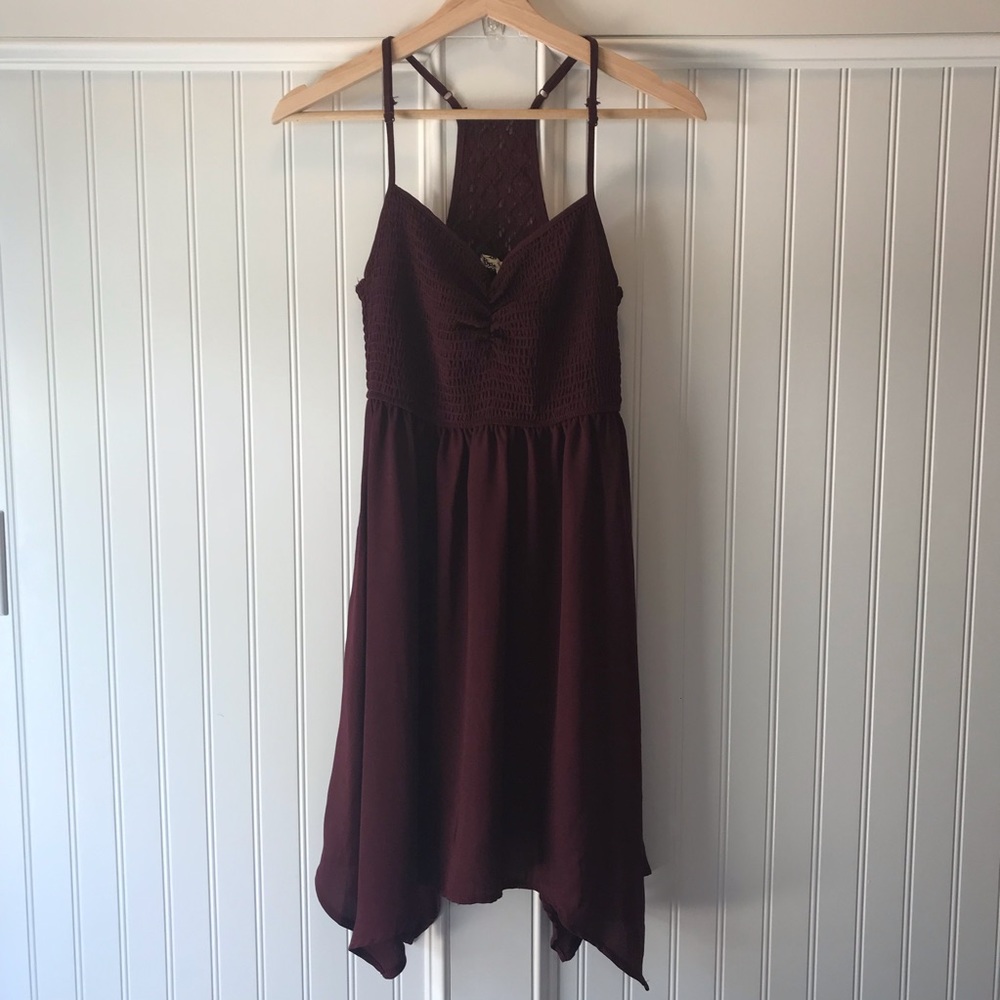 Flowy Midi Dress with Crochet Details and Pockets